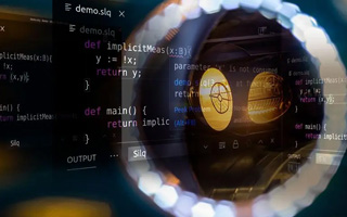 镇江 ,php声明和调用变量的符号是什么？